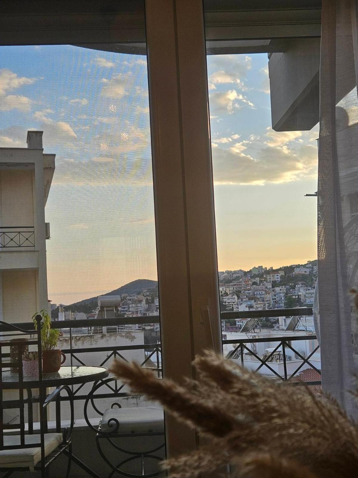 La Vie Est Belle Apartment